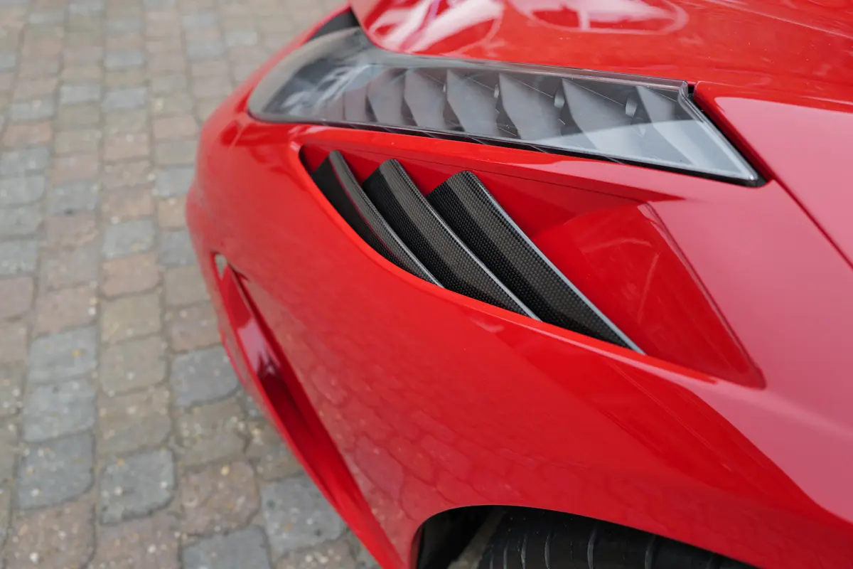 フェラーリ458スペチアーレ（レッド）のフロント