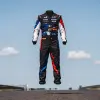 アルピーヌとサベルトが共同開発した超軽量レーシングスーツ