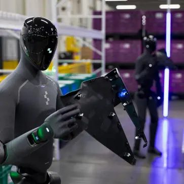 BMWの工場で導入されるAIロボット、フィギュア03の作業風景
