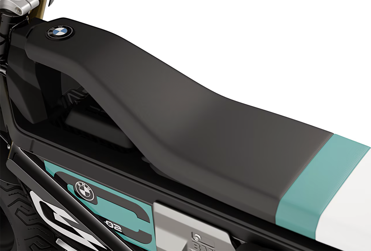 BMWの電動バイク、CE02のシート