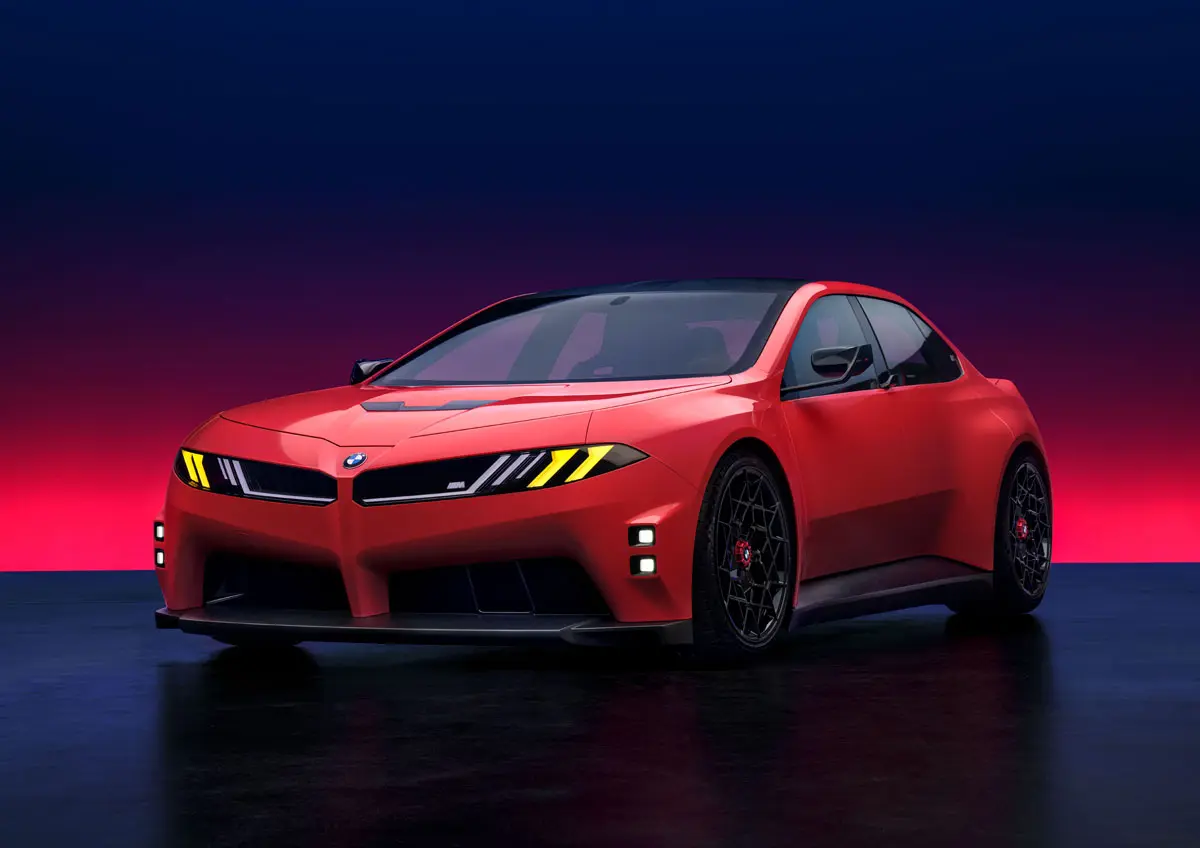 BMW M コンセプト・ノイエ・クラッセ（レッド）のフロント