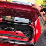 ホンダNSX（初代）のトランクに収まるモトコンポ