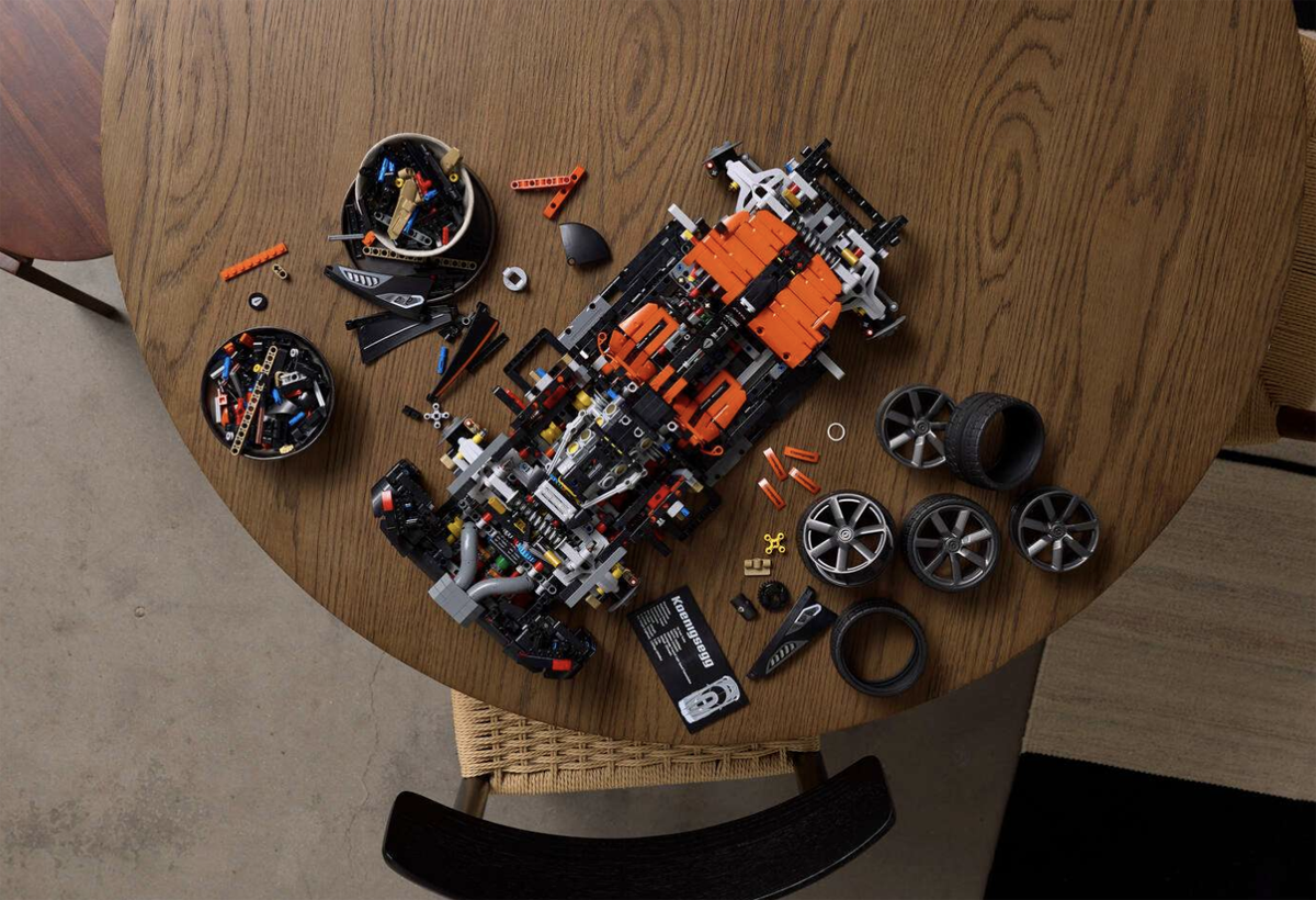 レゴテクニックシリーズのケーニグセグ サデアーズ?スピアー