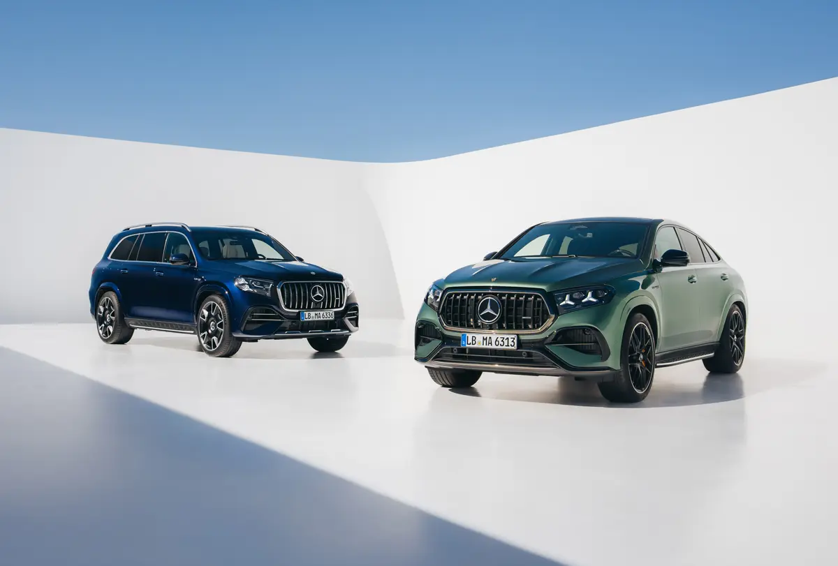 新型メルセデスAMG GLE 63S（クーペ、グリーン）、GLE63（SUV、ブルー）
