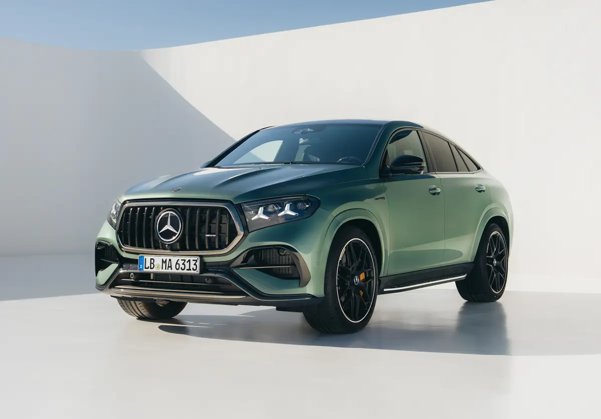 新型メルセデスAMG GLE 63S（クーペ、グリーン）〜フロント