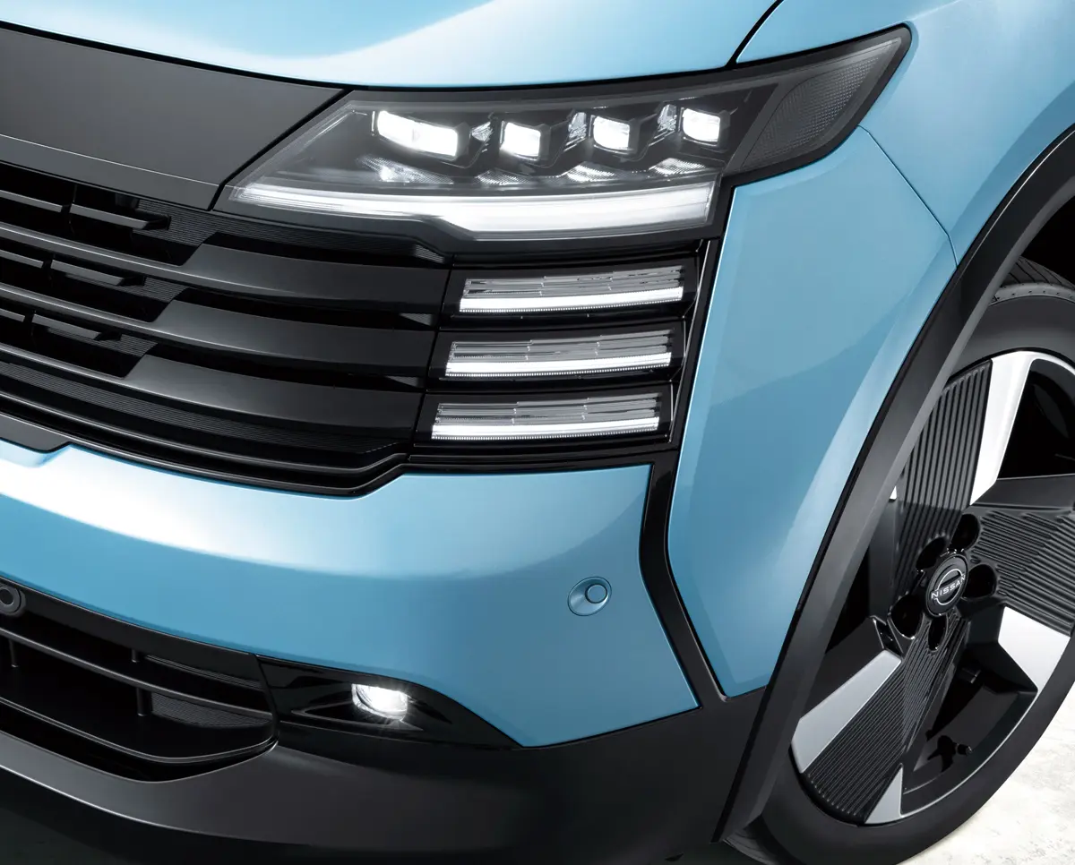 新型日産「キックス」のエクステリア〜フロントバンパー