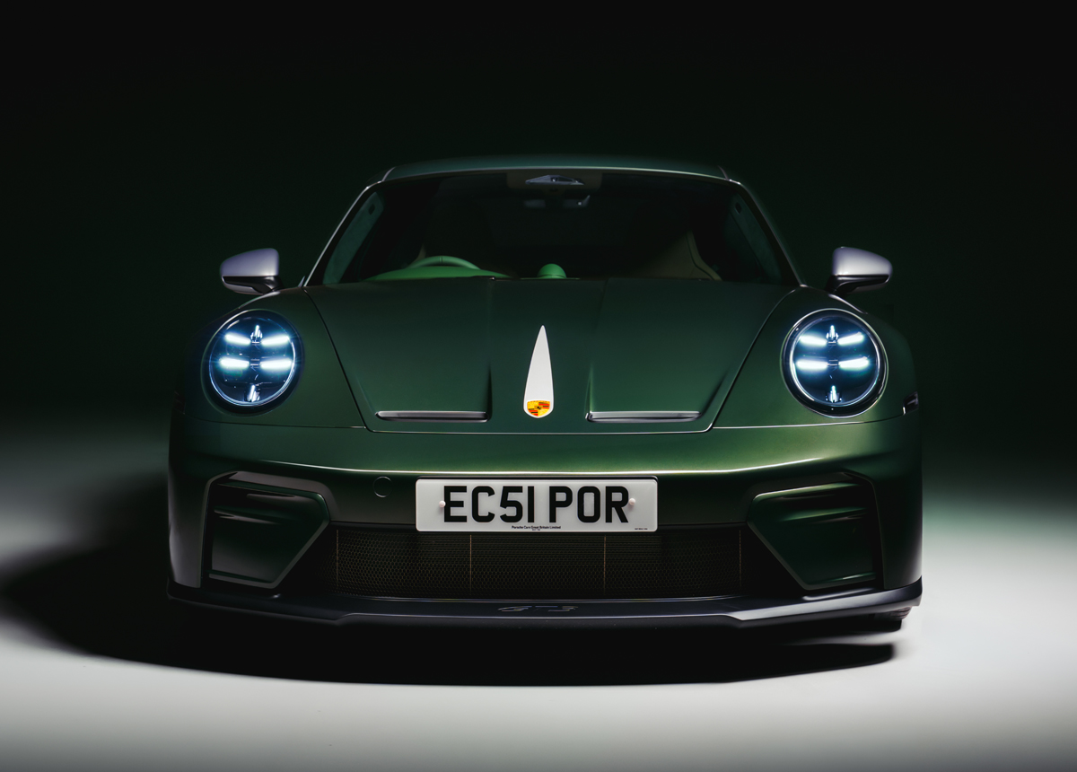 ポルシェ「911 GT3 アールズ・コート51エディション」のエクステリア〜フロント