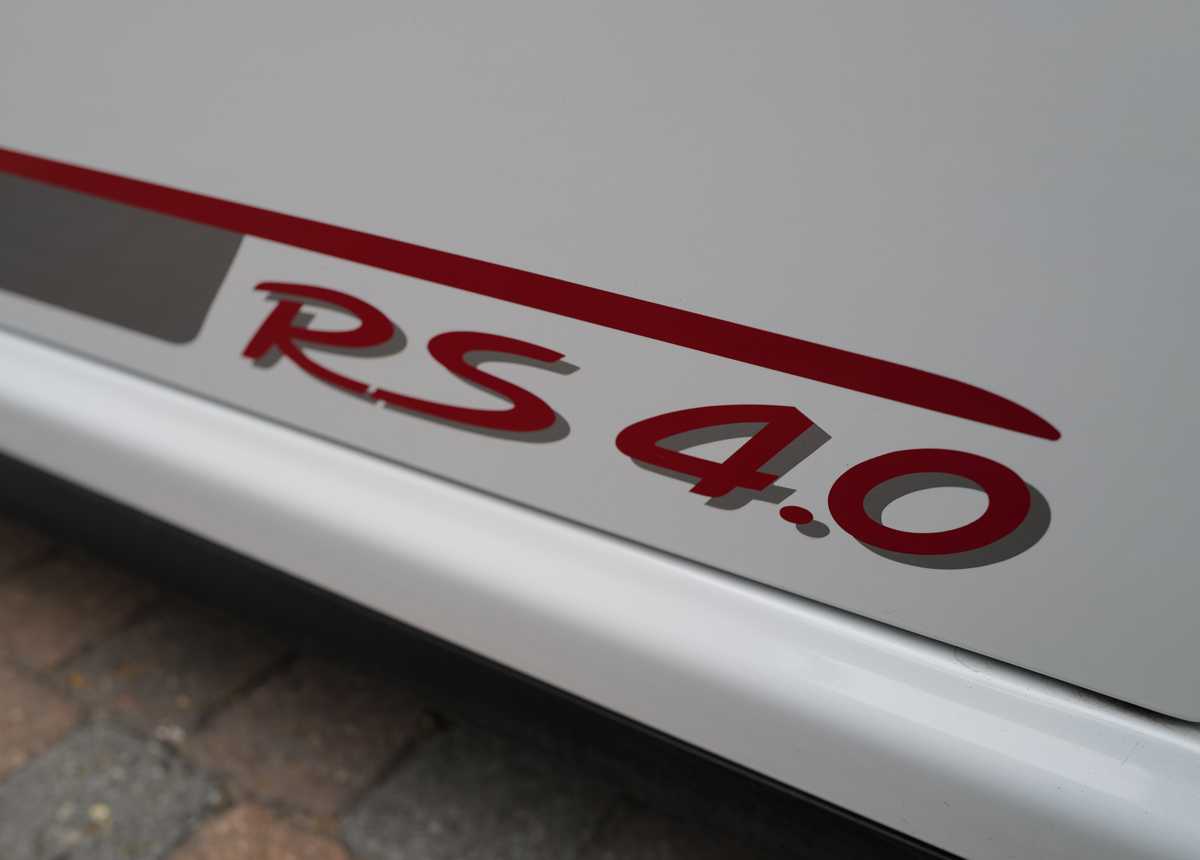 ポルシェ911 GT3 RS 4.0のサイド（ロゴ）