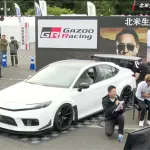 トヨタ カムリのツインエンジン仕様カスタムカー全景