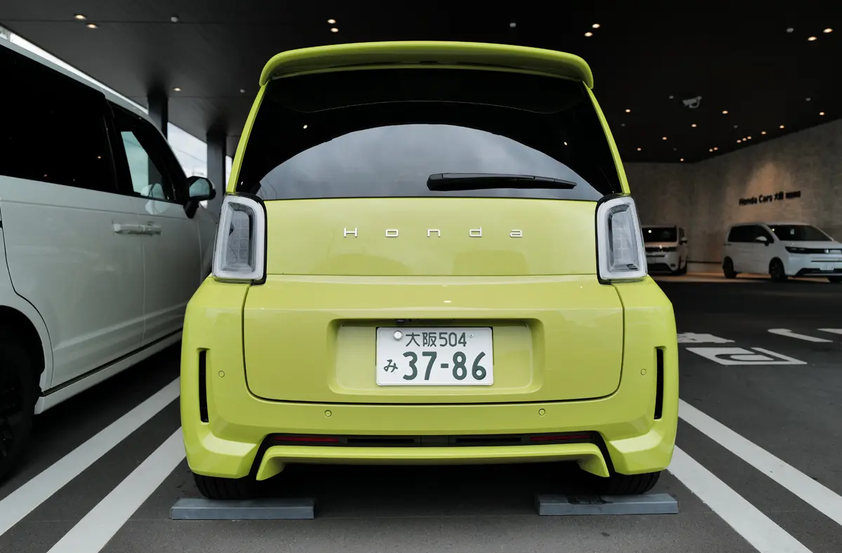 ホンダ SuperONEのエクステリア〜リア