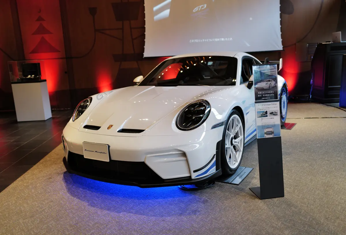 911 GT3 アルティザンエディションのエクステリア〜フロント全景
