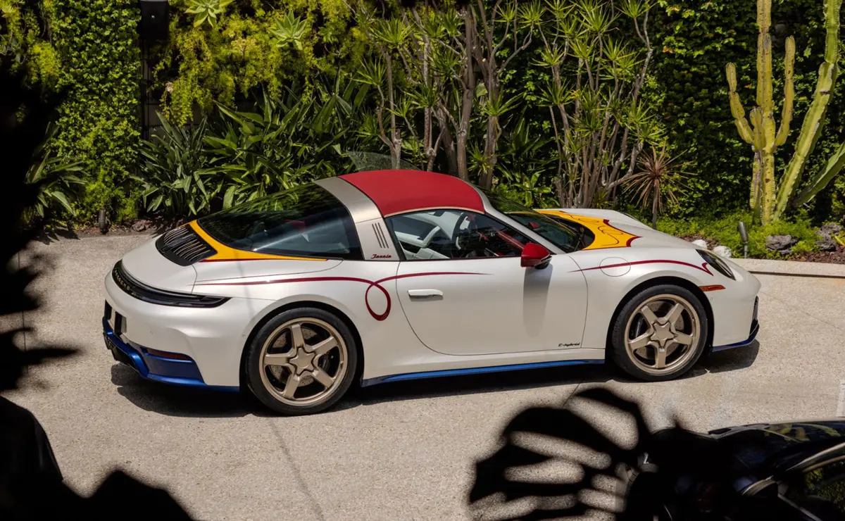 ポルシェとピクサーとのコラボによる「トイ・ストーリー」仕様の911〜アンディ仕様のエクステリア