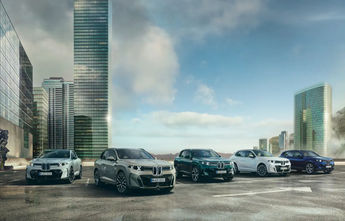新型BMW X5の集合画像