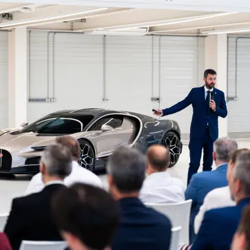 ブガッティの新工場「ラ・マニュファクチュールのオープニング