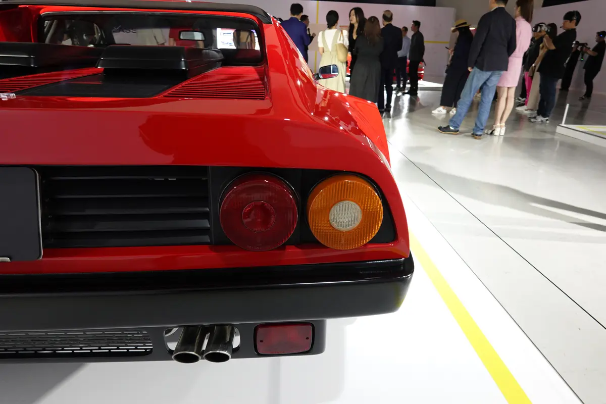 フェラーリ512BBのテールランプ