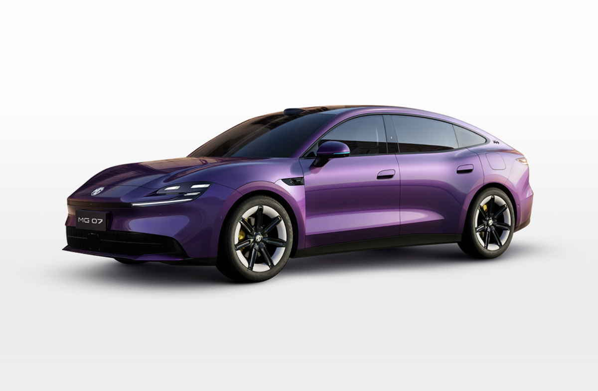 中国「MG」の新型車「07」〜フロント（パープル）