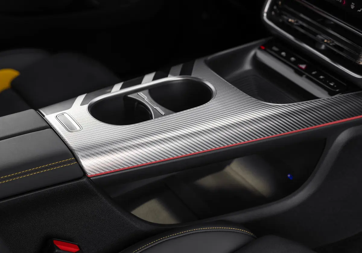 メルセデスAMG CLA45のインテリア〜センターコンソール