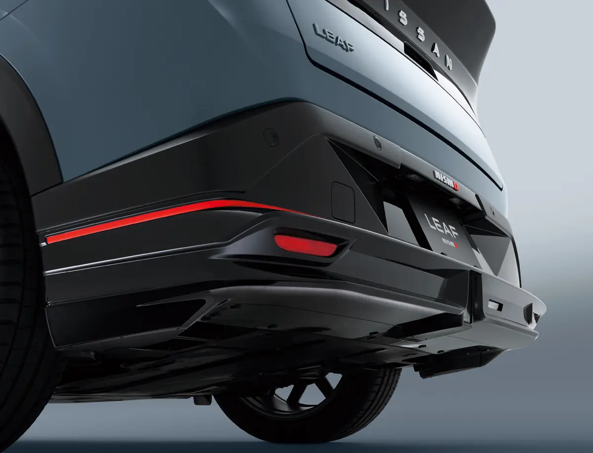 日産「リーフ NISMO」のエクステリア〜リアディフューザー