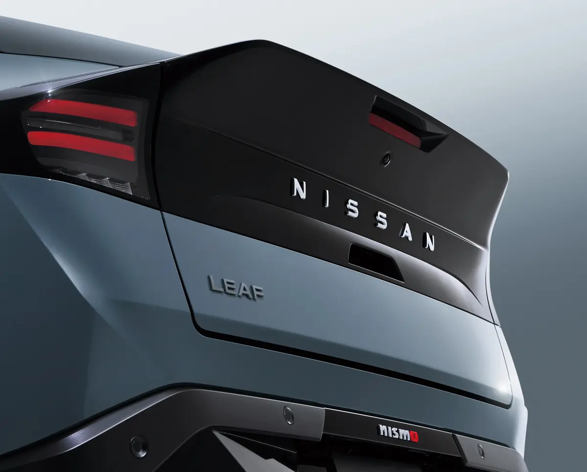 日産「リーフ NISMO」のリアエンド
