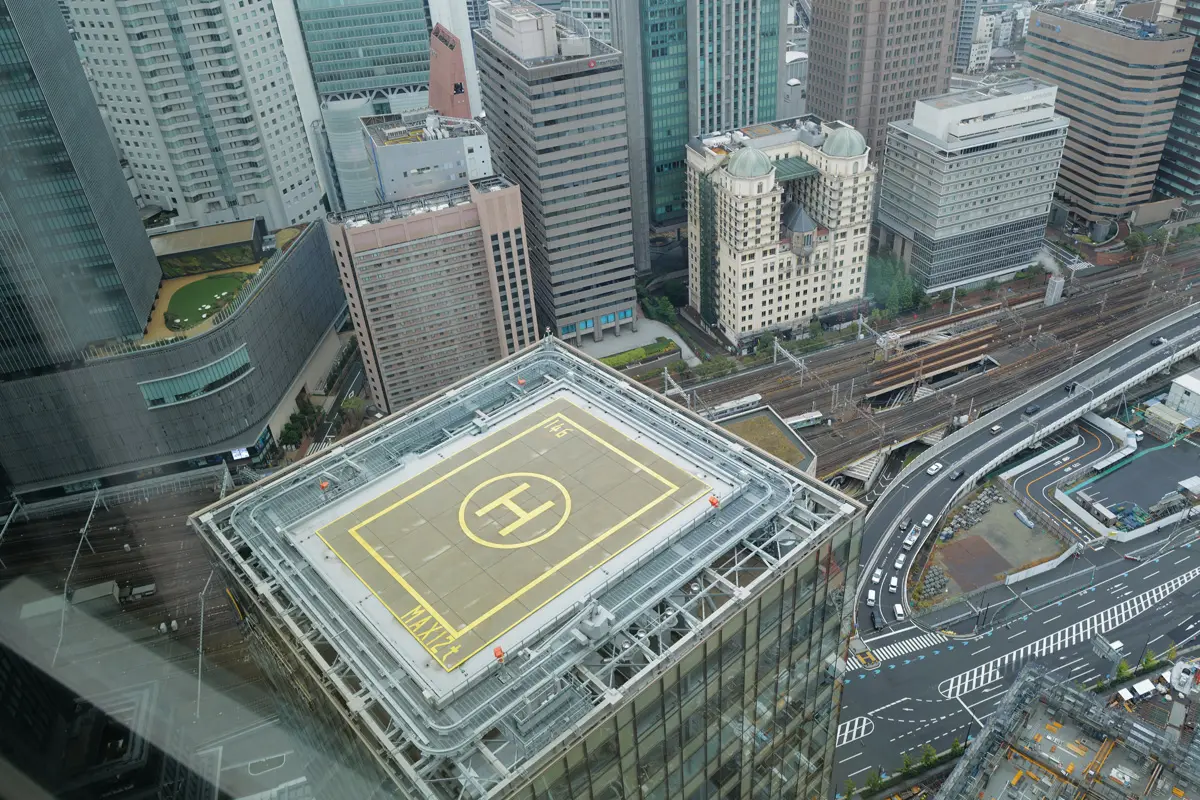 ウォルドーフアストリア大阪から見た梅田地区