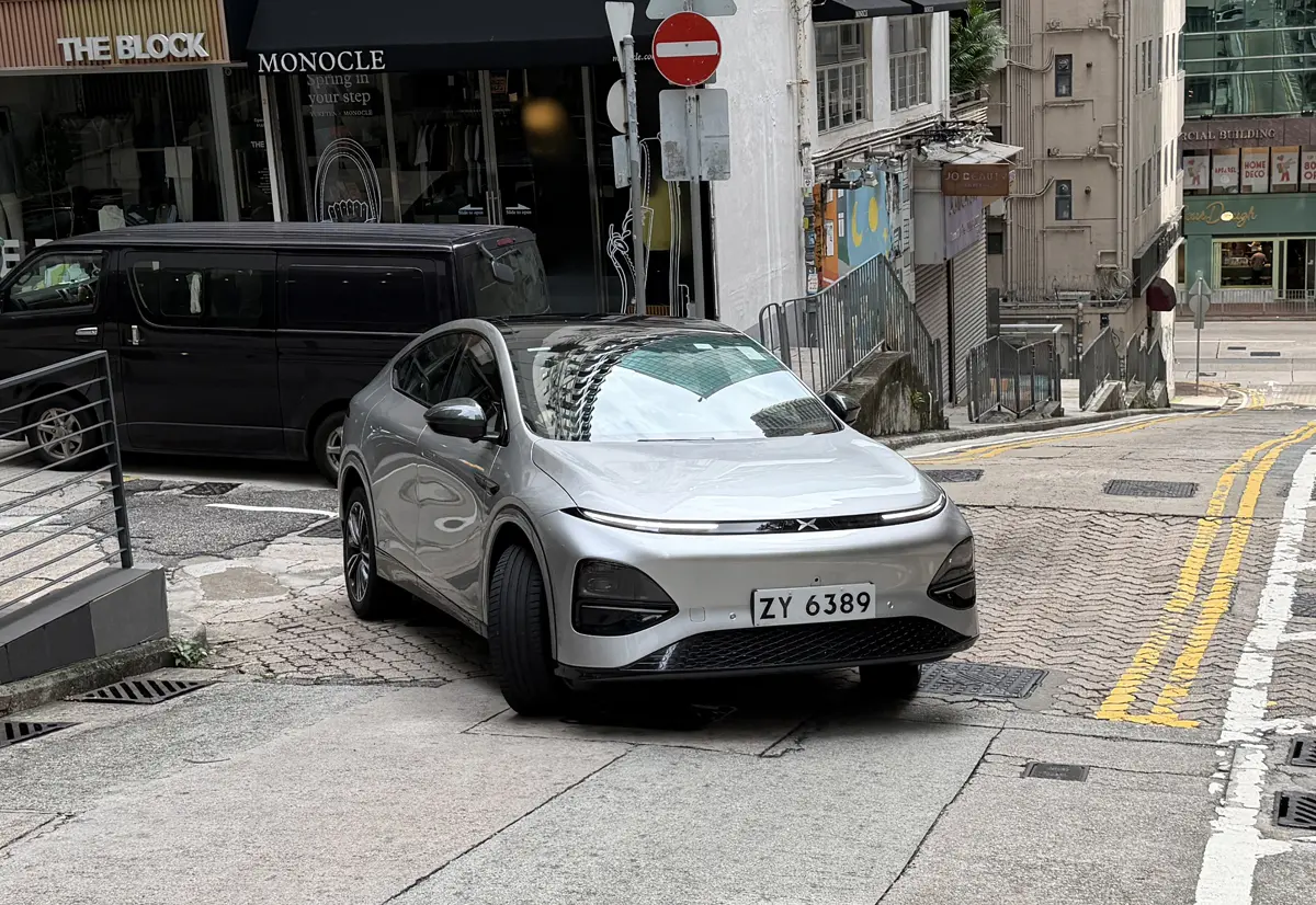 香港で見かけた中国製EV