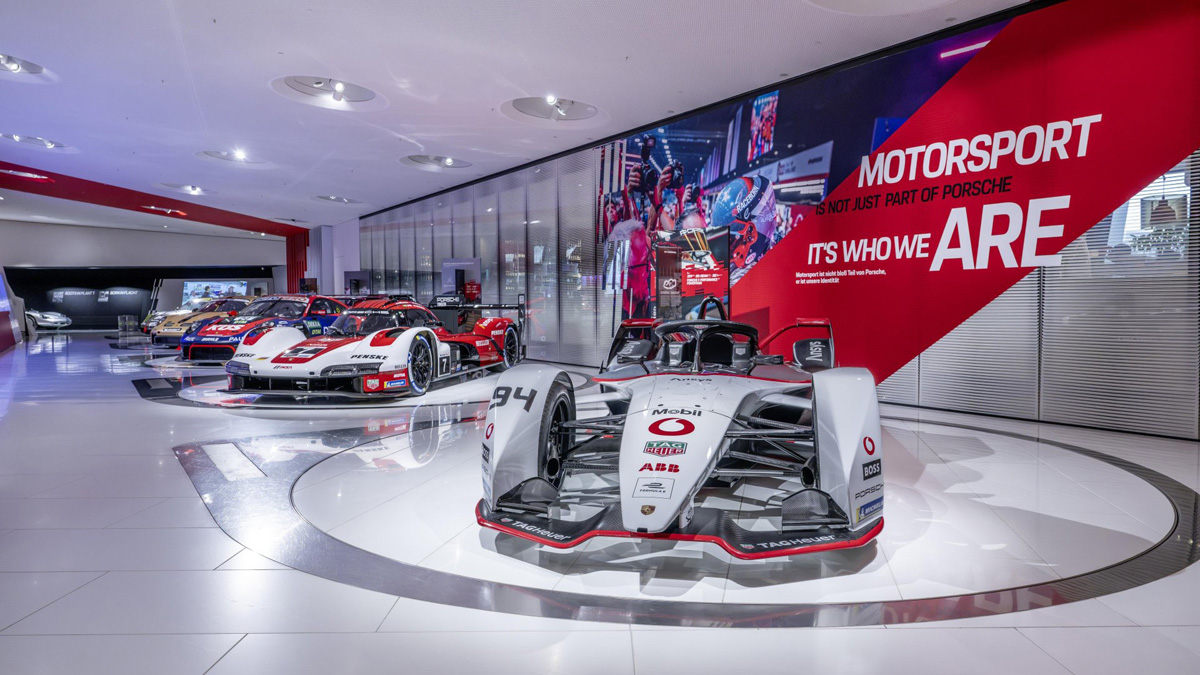 ポルシェミュージアム「レースボーン」展でのレーシングカー