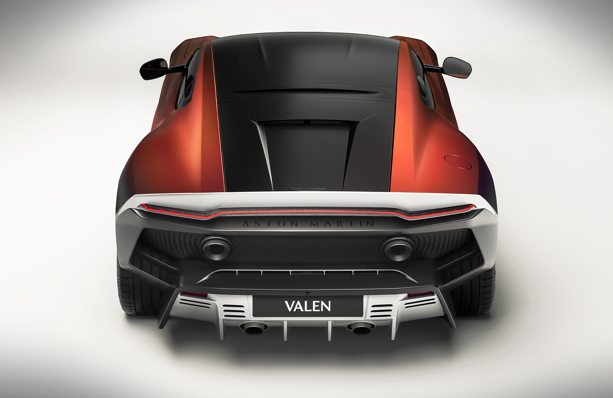 アストンマーティンの限定ハイパーカー、ヴァレン（Valen）のエクステリア〜リア