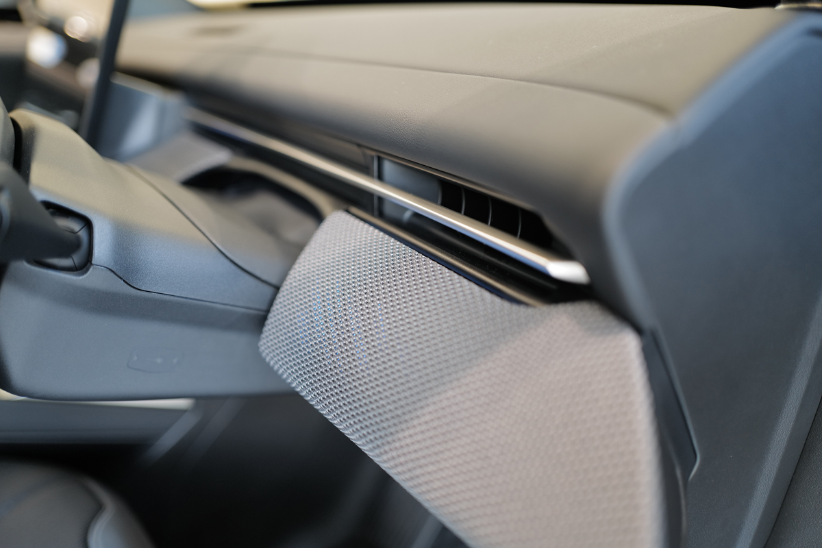 新型BMW iX3のインテリア〜ダッシュボード