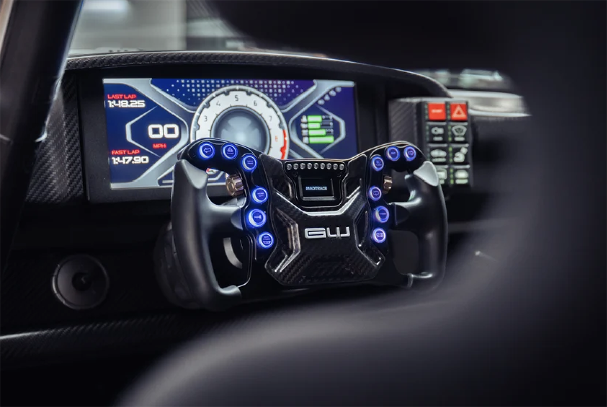 ガンサーワークス（ギュンターワークス）によるポルシェ911のレストモッド、GXR-Evoのインテリア（ステアリングホイール）