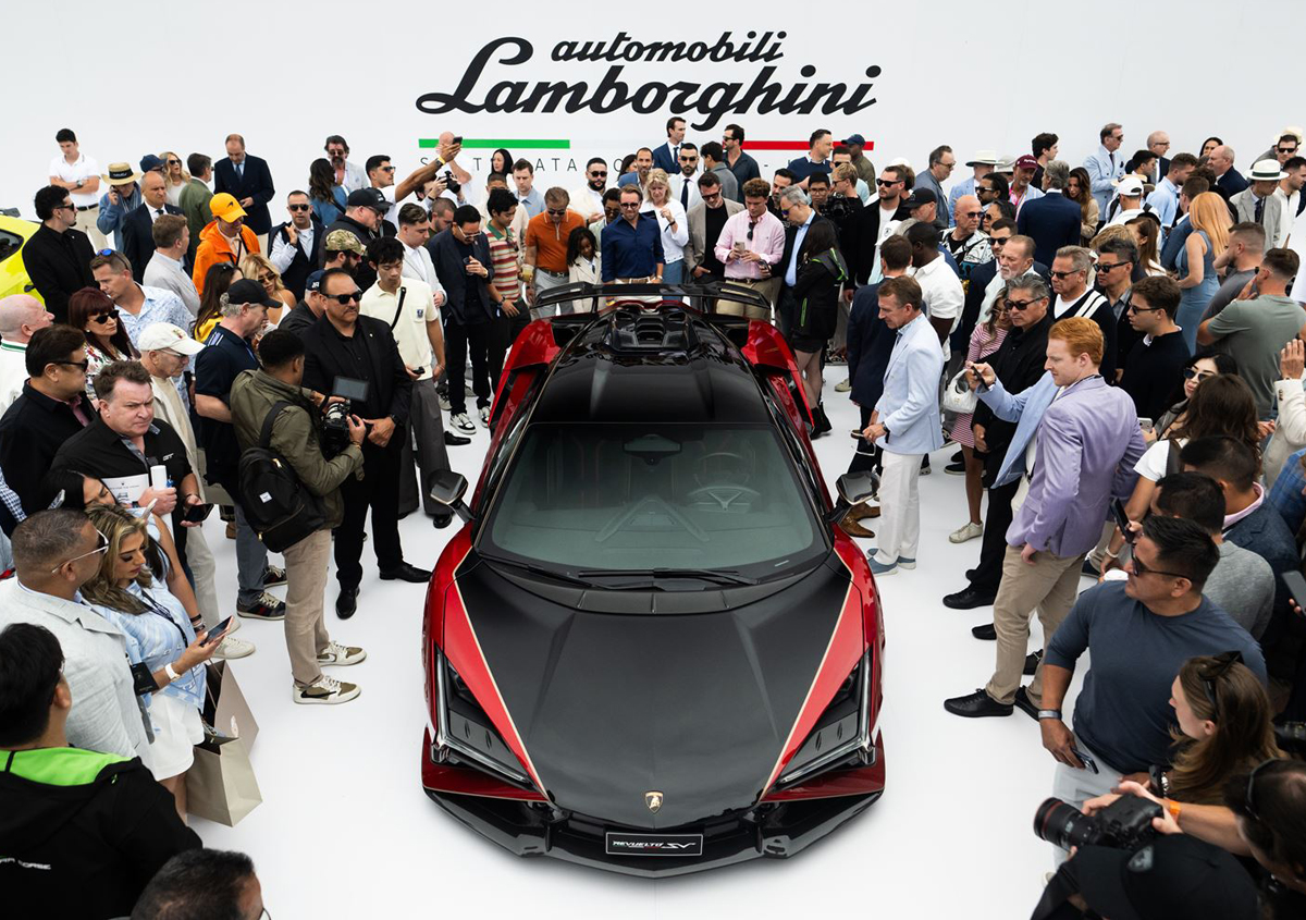 ランボルギーニ レヴエルトSVJ（フロント、屋外展示）
