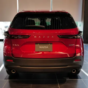 マツダCX-5(レッド)のリア