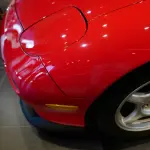 マツダRX-7のフロント（レッド）