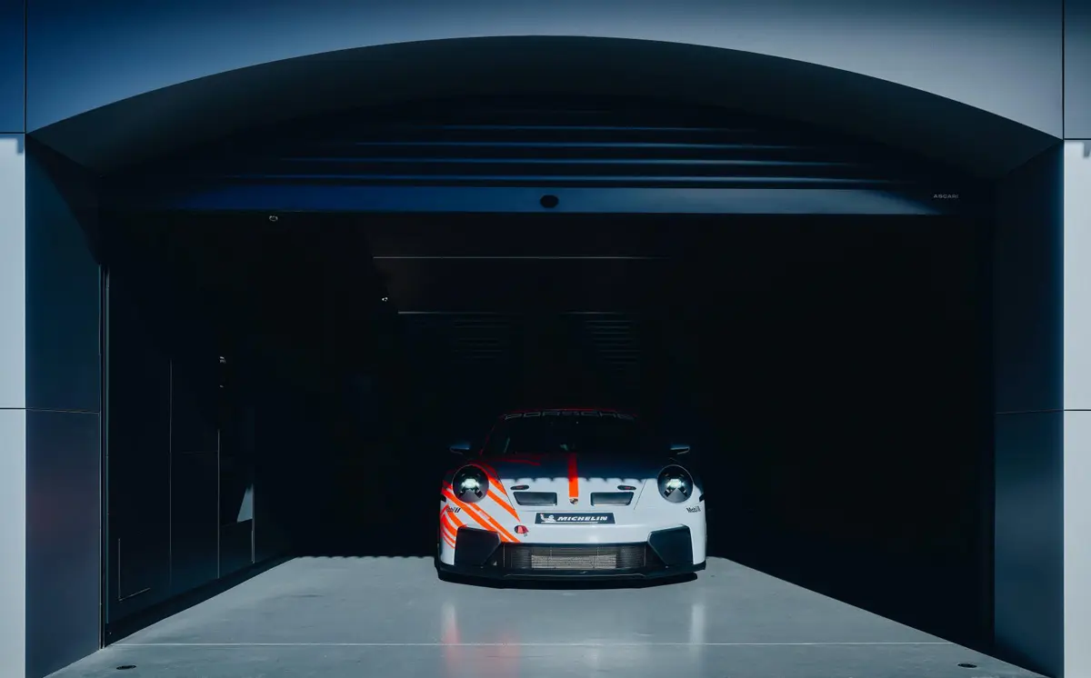 ポルシェ911チャレンジのエクステリア（フロント）