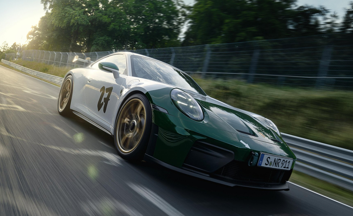 ポルシェ911 GT3 ニュルブルクリンク100周年エディションのエクステリア〜フロント、走行