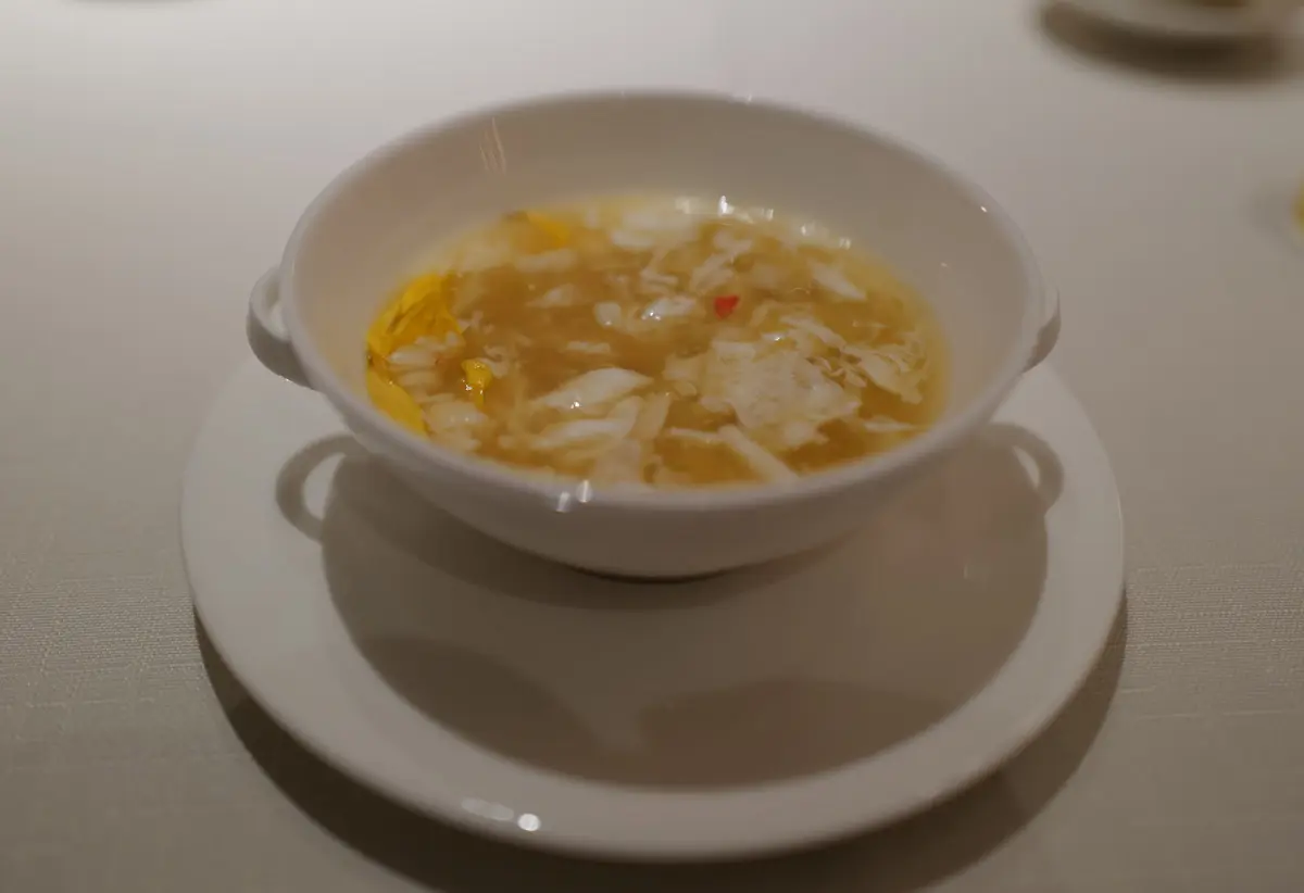 リッツ・カールトン大阪の5高級広東料理レストラン、「香桃(シャンタオ)」のコース料理
