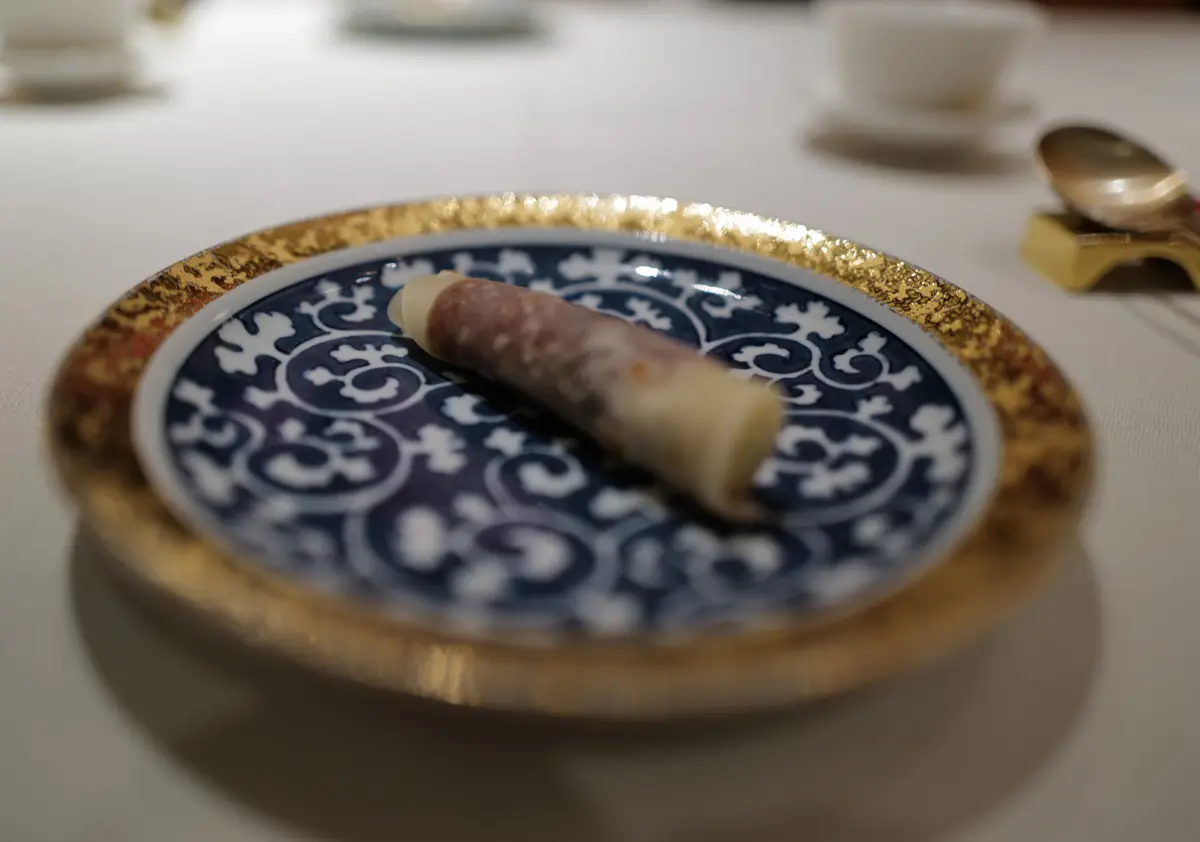 リッツ・カールトン大阪の5高級広東料理レストラン、「香桃(シャンタオ)」のコース料理