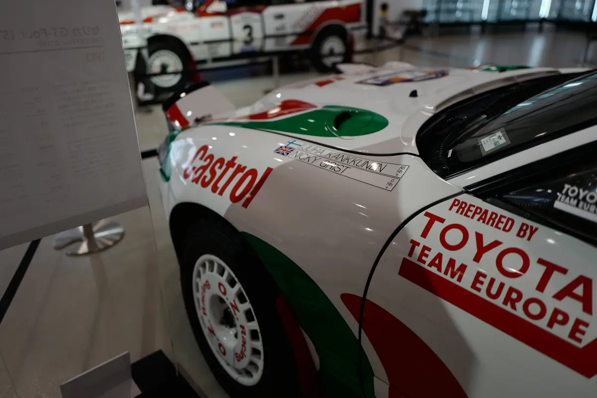 トヨタ セリカWRC(フロントフェンダー)