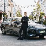 アウディA6 e-Tron スポーツバック（フロントサイド）