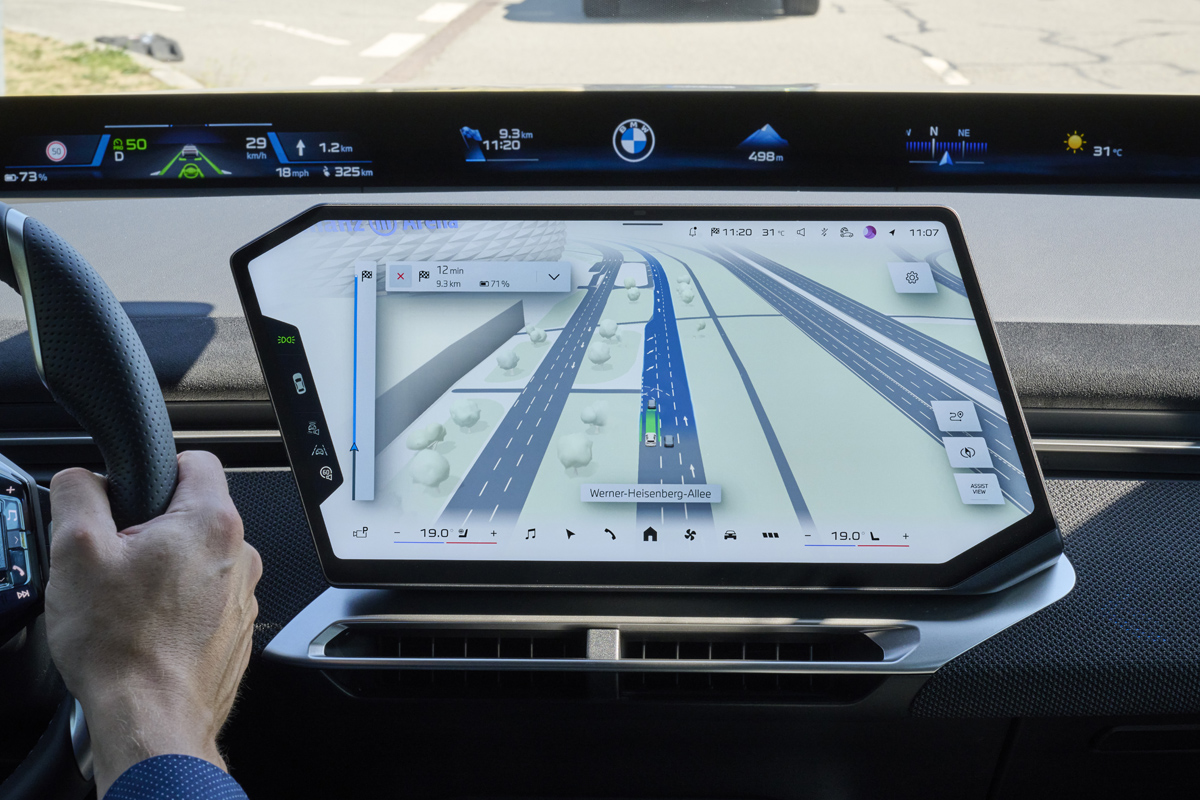BMWが新しく展開する「BMW Maps」のちず表示