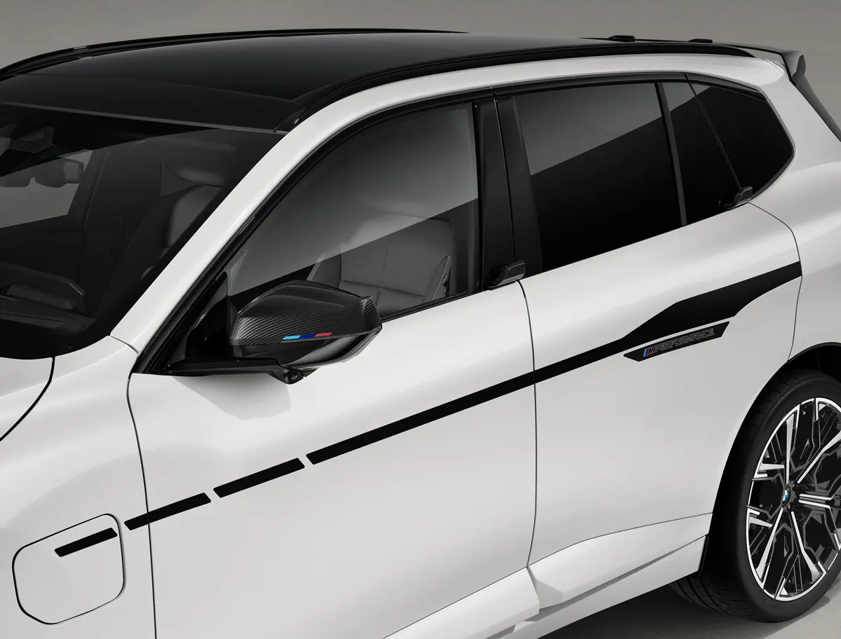 BMW X5 / iX5向けのMパフォーマンスパーツ装着状態〜サイド