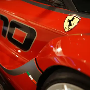 フェラーリ FXX-Kのサイド