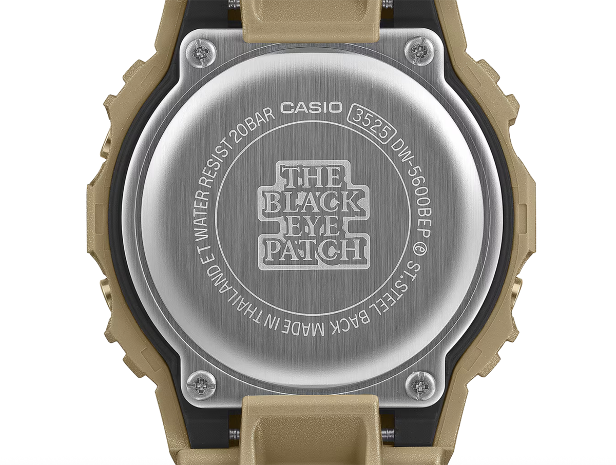G-SHOCKとブラックアイパッチとのコラボモデル（DW-5600）の裏蓋