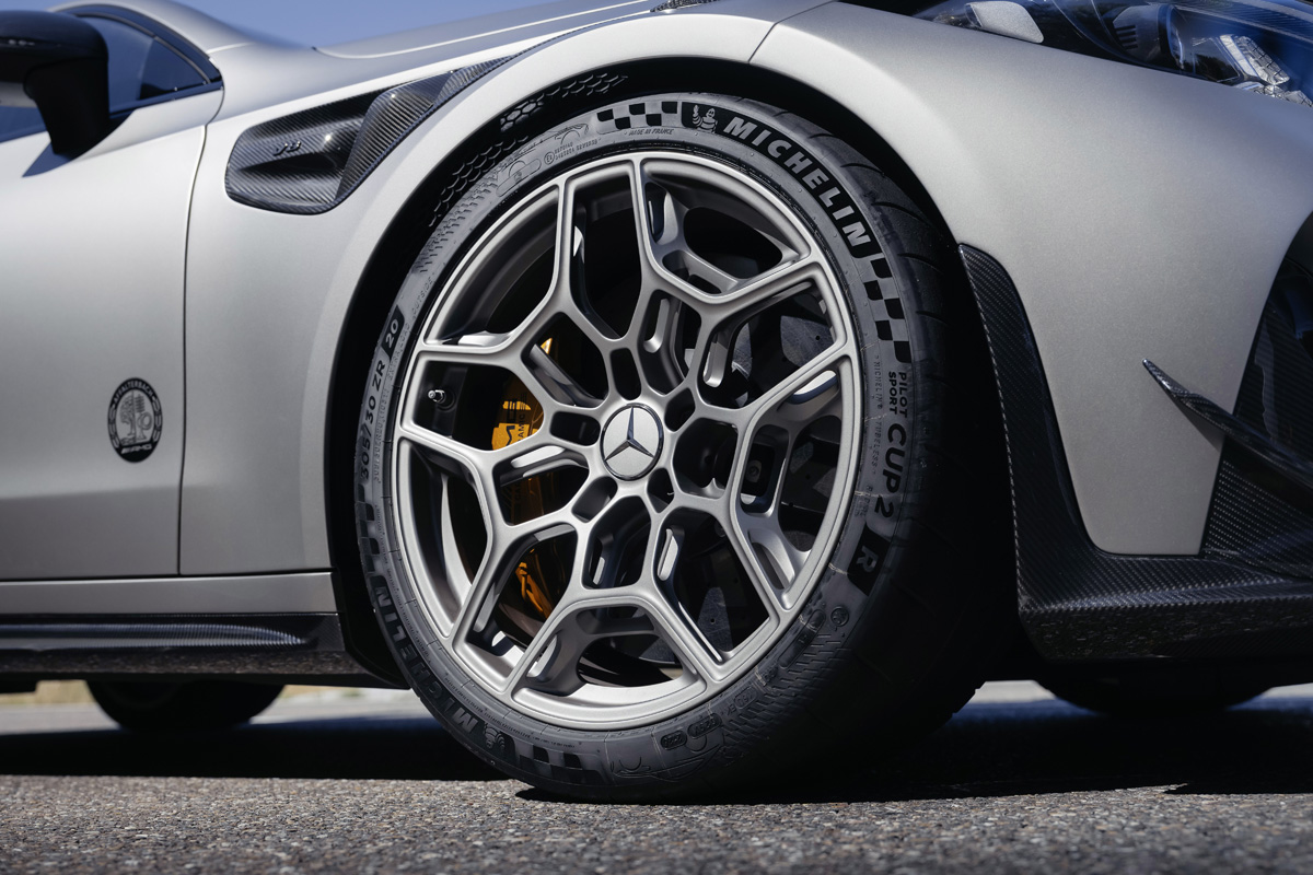 メルセデスAMG CLE 646 Spezialanfertigungのエクステリア〜フロントホイール