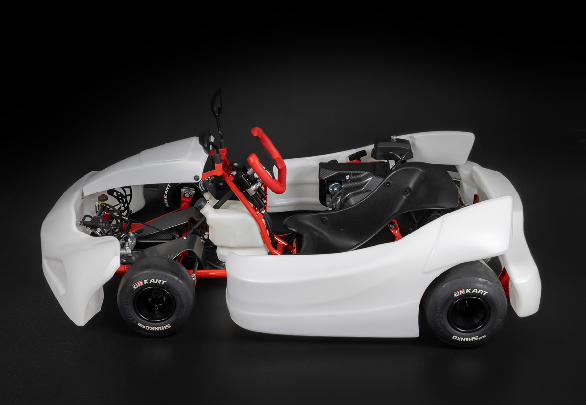 トヨタ Gazoo Racingが発売する「GRカート」〜サイド