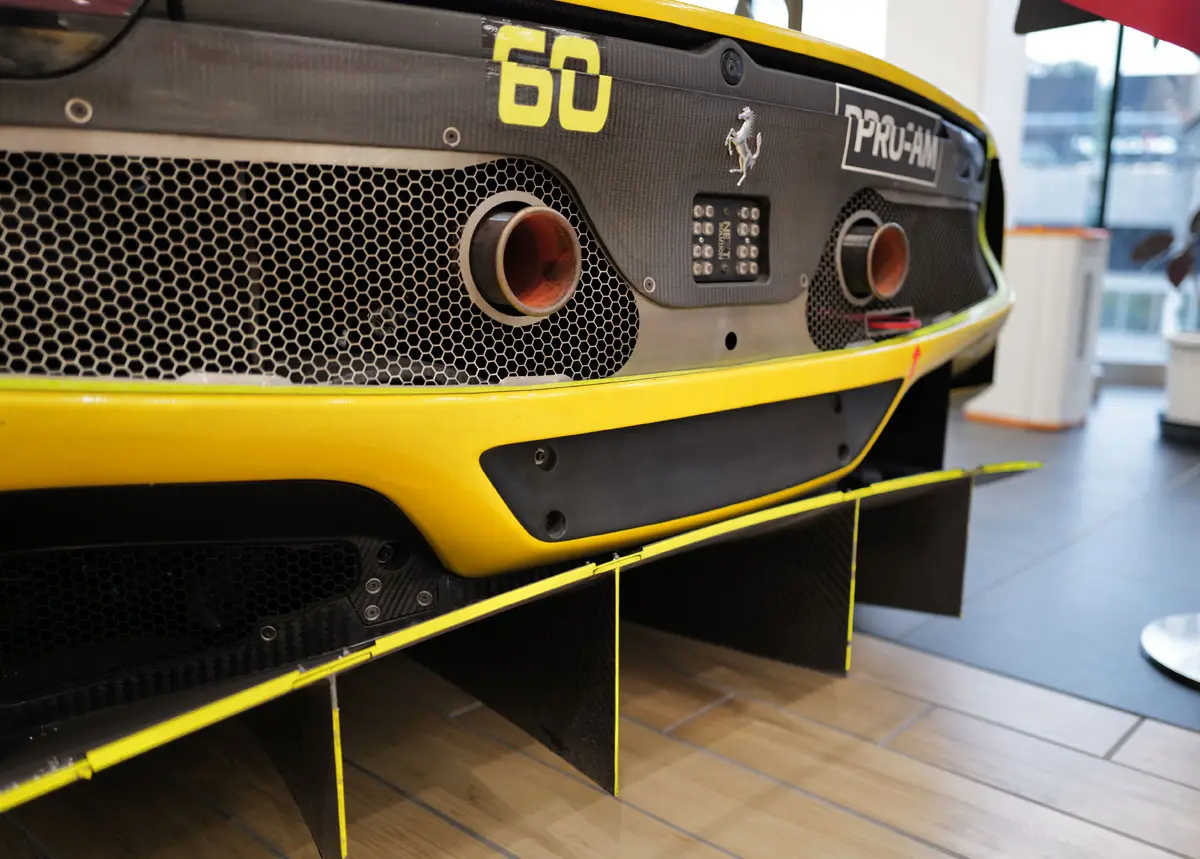 フェラーリ296 GT3 EVO LM Corsa 60号車のリア