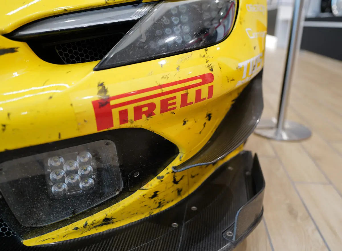 フェラーリ296 GT3 EVO LM Corsa 60号車のフロント