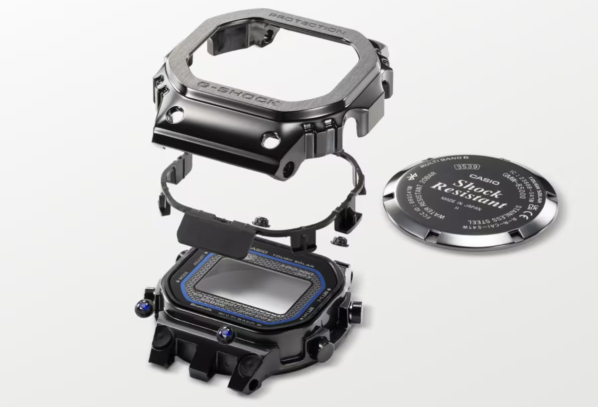 「ブルーローズプロジェクト」によるフルメタルG-CHOCK、GMW-B5000SB