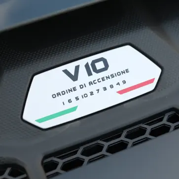 ランボルギーニ ウラカンEVOに積まれるV10エンジン