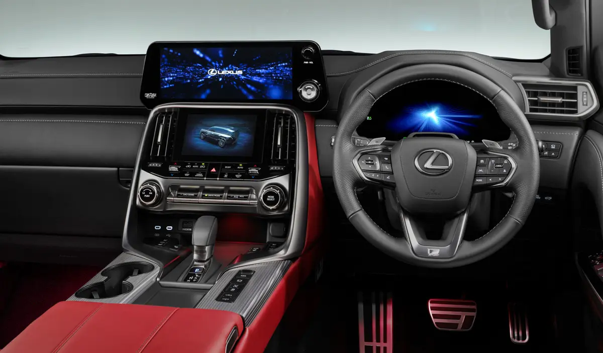 新型レクサスLX「F SPORT」のインテリア