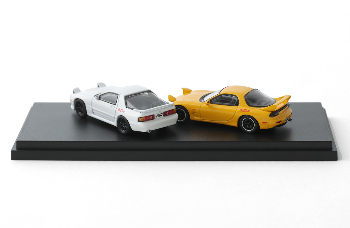 マツダと頭文字Dとの初コラボによるRX-7（FC/ FD）のミニカーセット